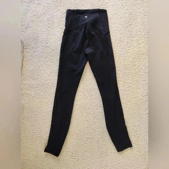 lululemon athletica Black High-Waisted Leggings, size 2 - Picture 3 of 8